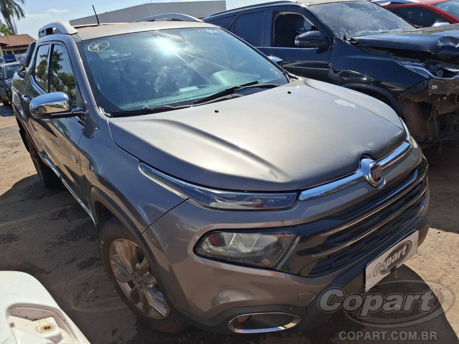 Fiat Toro 2021 em leilão