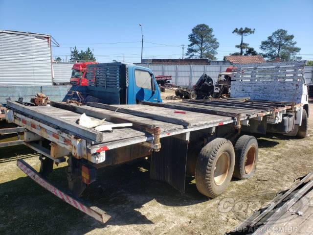 2001 VOLKSWAGEN 17.220 