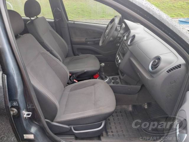 2011 VOLKSWAGEN GOL 