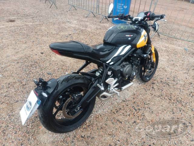 2026 TRIUMPH TRIDENT 