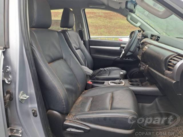 2025 TOYOTA HILUX CD 