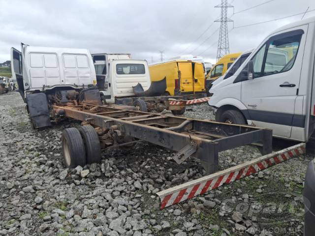 2009 FORD CARGO 815E 