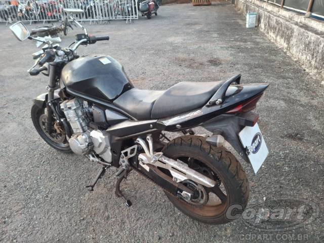 2011 SUZUKI BANDIT 
