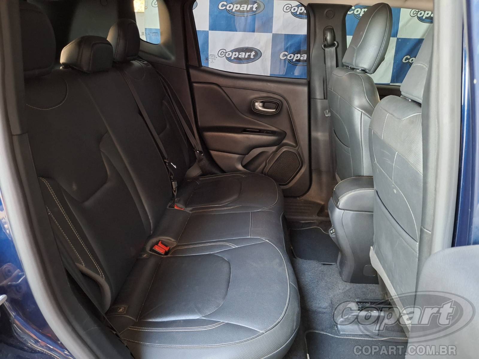 Foto 6 de 10: 2023 JEEP RENEGADE