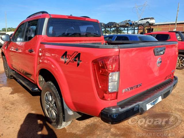 2021 NISSAN FRONTIER CD 