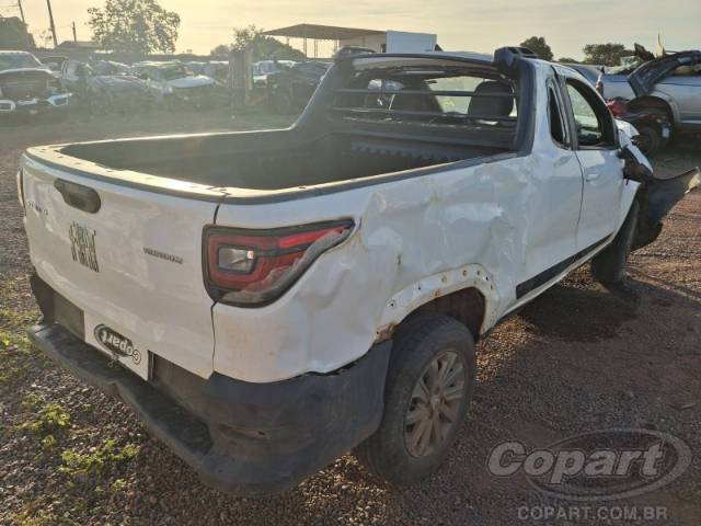 2022 FIAT STRADA 
