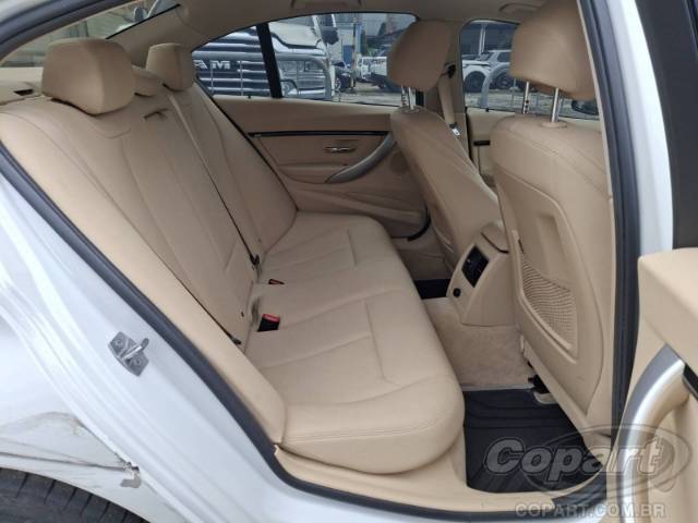 2018 BMW SERIE 3 