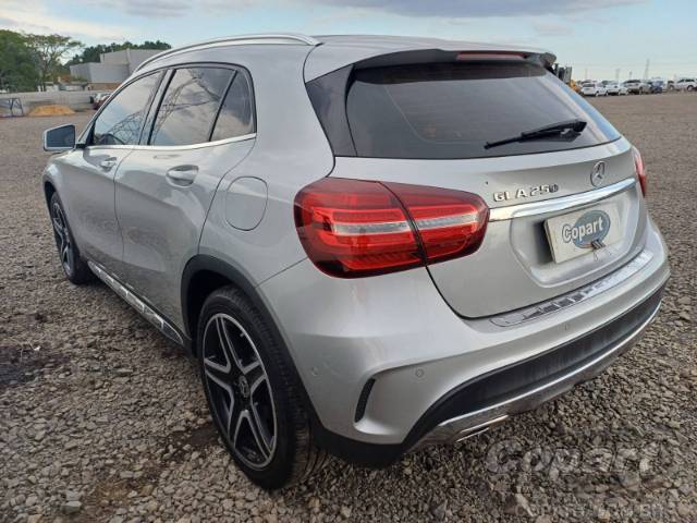 2018 MERCEDES BENZ GLA 