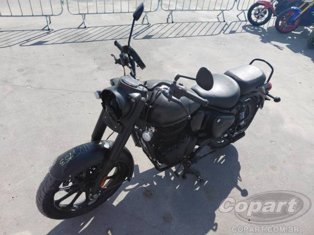 2026 ROYAL ENFIELD CLASSIC 