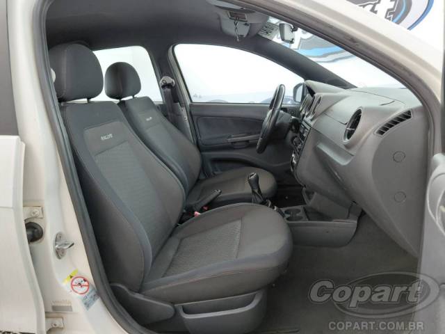 2015 VOLKSWAGEN GOL 