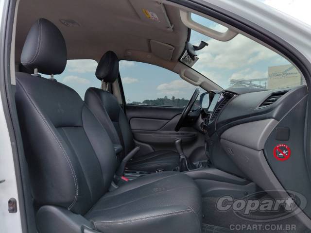 2023 MITSUBISHI L200 TRITON 