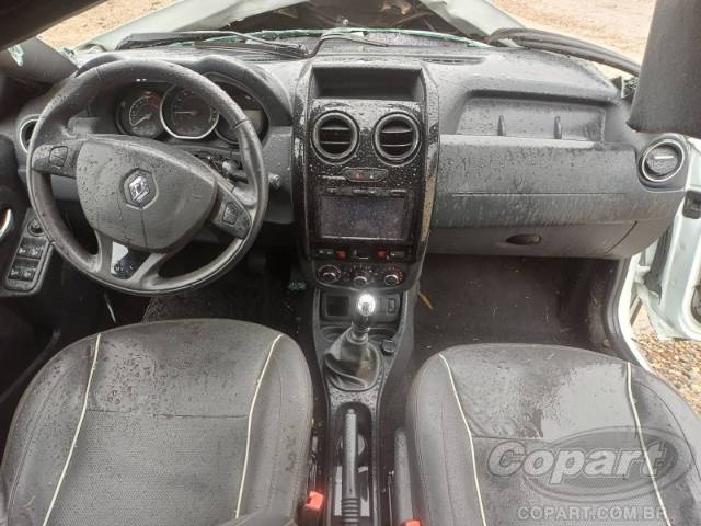 2016 RENAULT DUSTER OROCH 