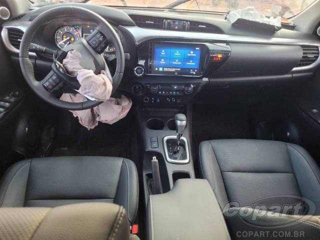 2025 TOYOTA HILUX CD 