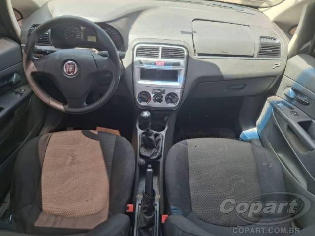2012 FIAT PUNTO 