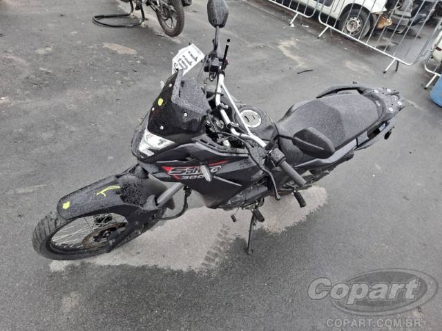 2026 HONDA XRE SAHARA 300 