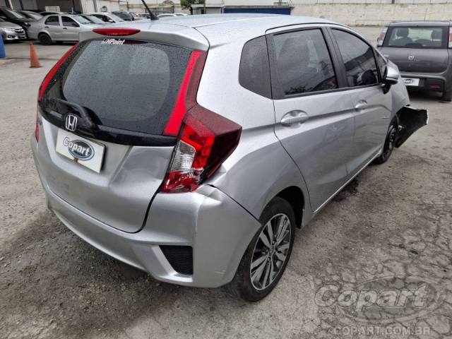 2016 HONDA FIT 