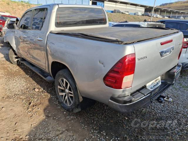 2019 TOYOTA HILUX CD 