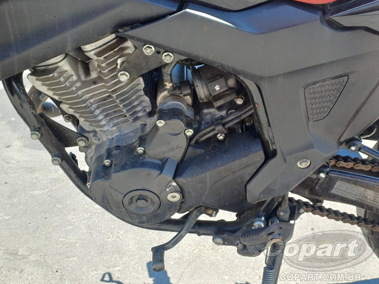 2025 HONDA XRE SAHARA 300 — foto 5 de 10