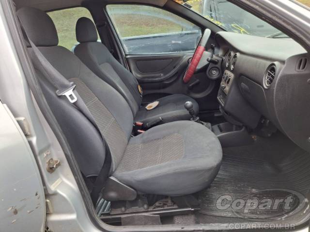 2003 CHEVROLET CELTA 
