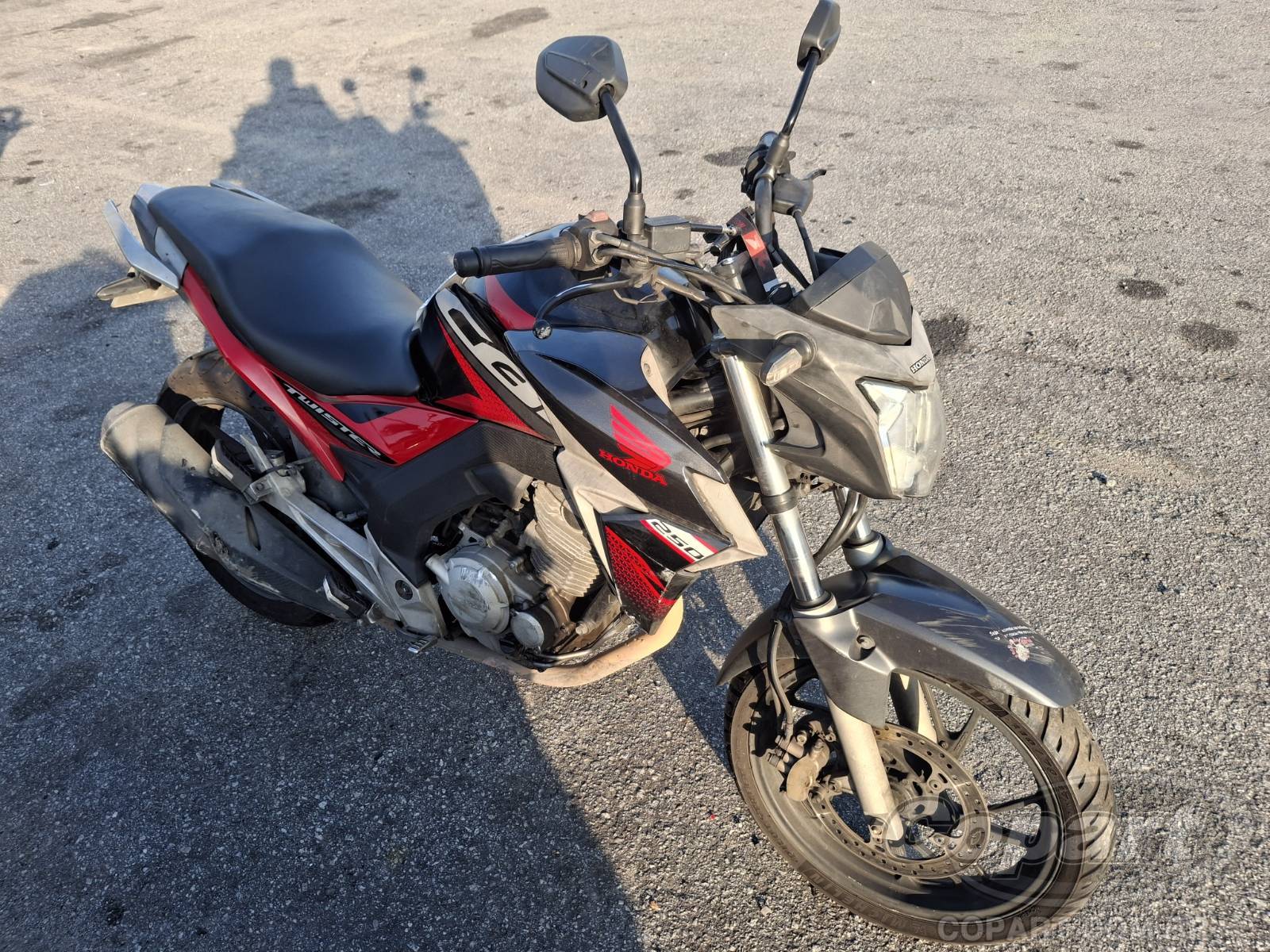 Honda CB 250 F 2019
