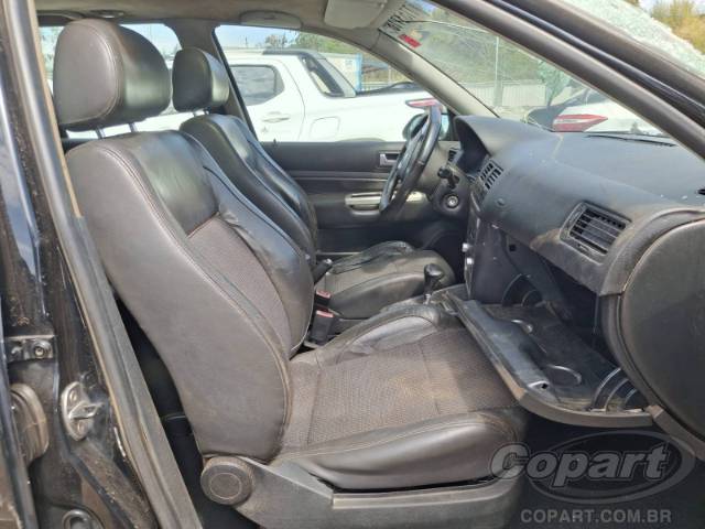 2011 VOLKSWAGEN GOLF 