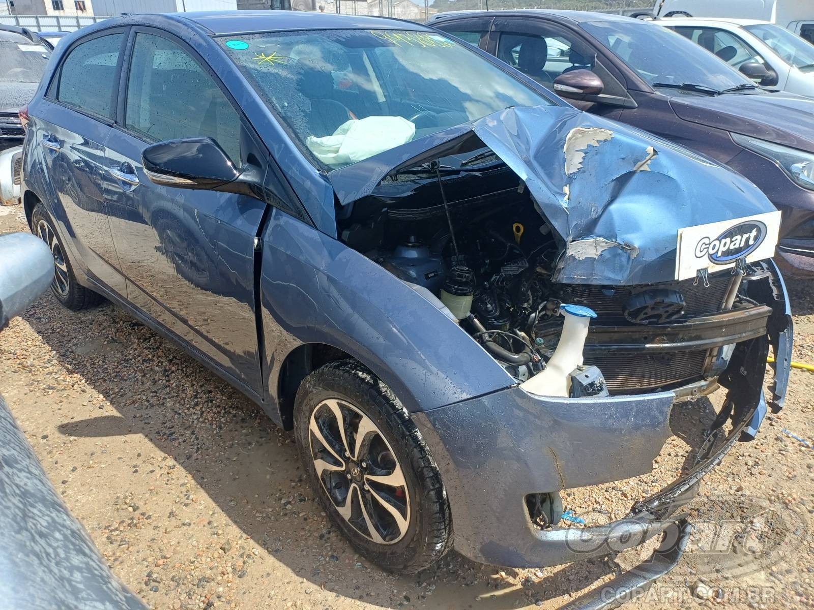 Hyundai HB20 Comfort 1.6 16V CVVT 2016 Colisão Média Monta