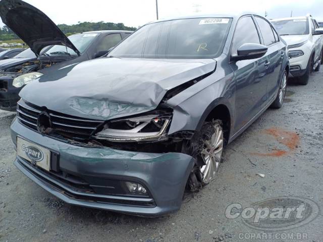 2017 VOLKSWAGEN JETTA 