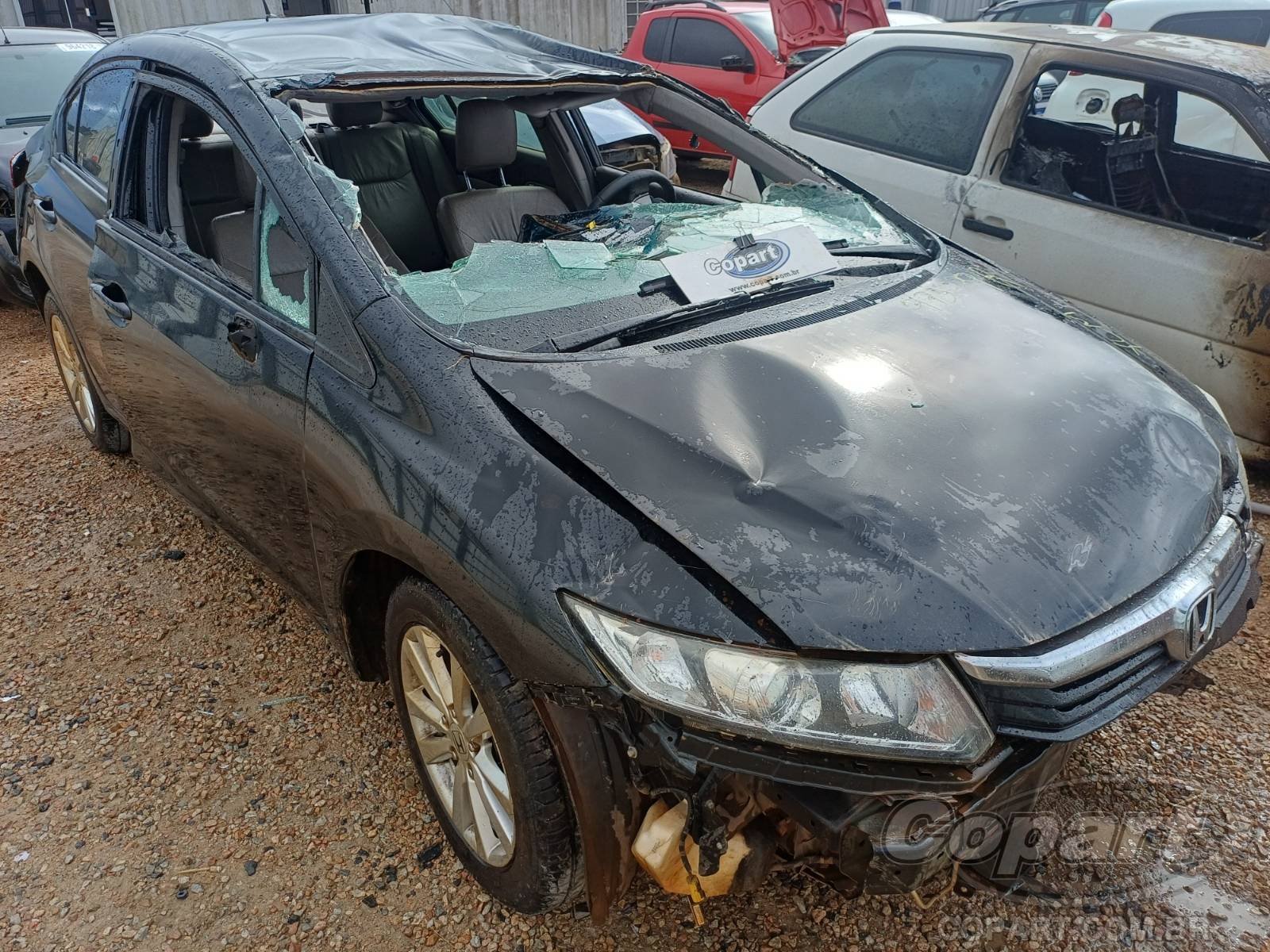 Veículo Honda Civic Honda Civic LXR 2.0 16V i-VTEC 2014 Colisão Média Monta 2014 em leilão