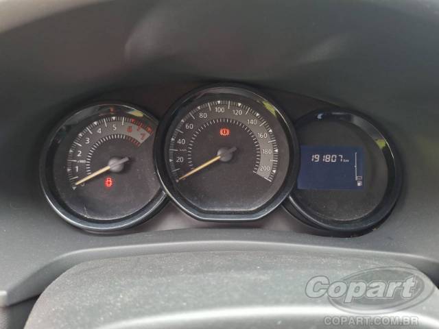 2015 RENAULT SANDERO 