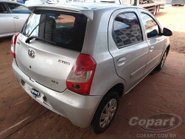 2017 TOYOTA ETIOS 