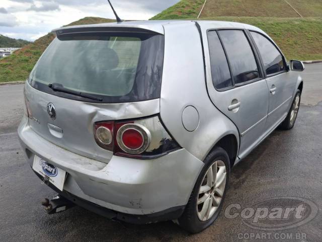 2010 VOLKSWAGEN GOLF 