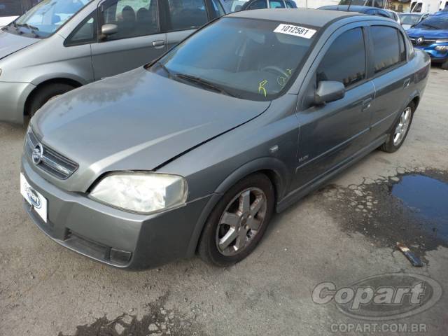 2005 CHEVROLET ASTRA SEDAN 
