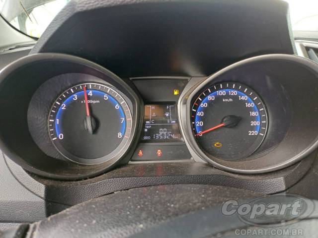 2014 HYUNDAI HB20S 