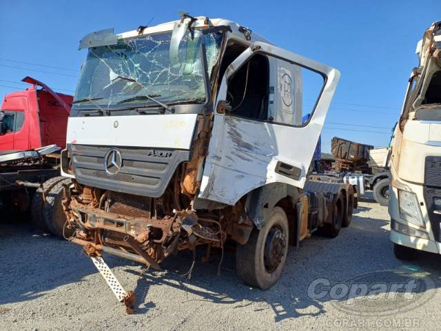 2011 MERCEDES BENZ AXOR 