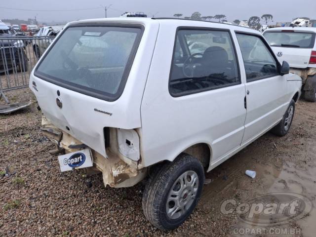 2013 FIAT UNO 