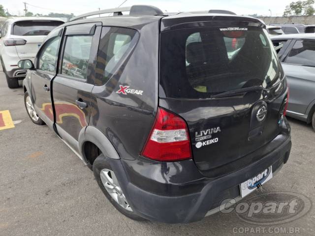 2013 NISSAN LIVINA 