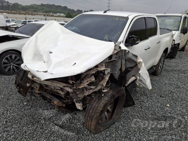 2017 TOYOTA HILUX CD 