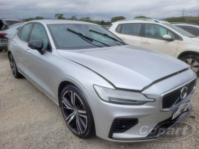 Volvo S60 – Foto: Copart