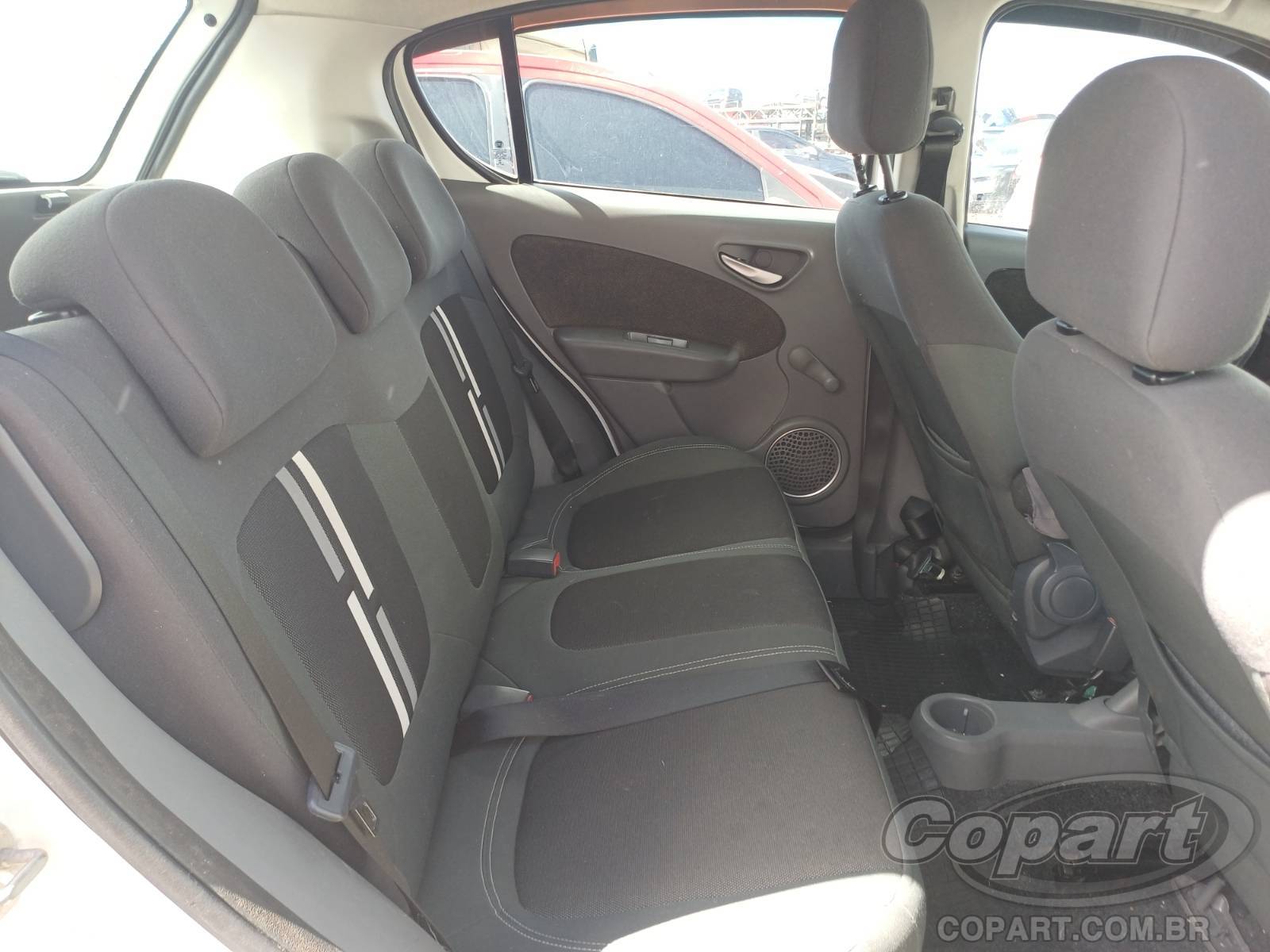 2016 FIAT PALIO — foto 6 de 10