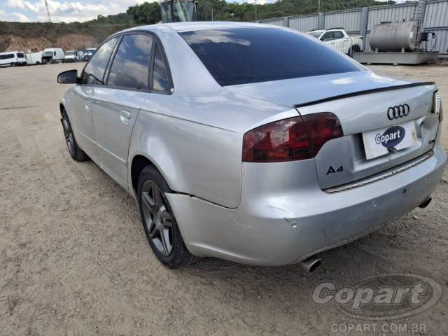 2005 AUDI A4 