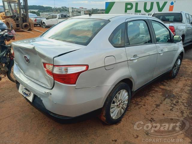 2017 FIAT GRAND SIENA 