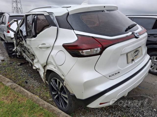 2022 NISSAN KICKS 