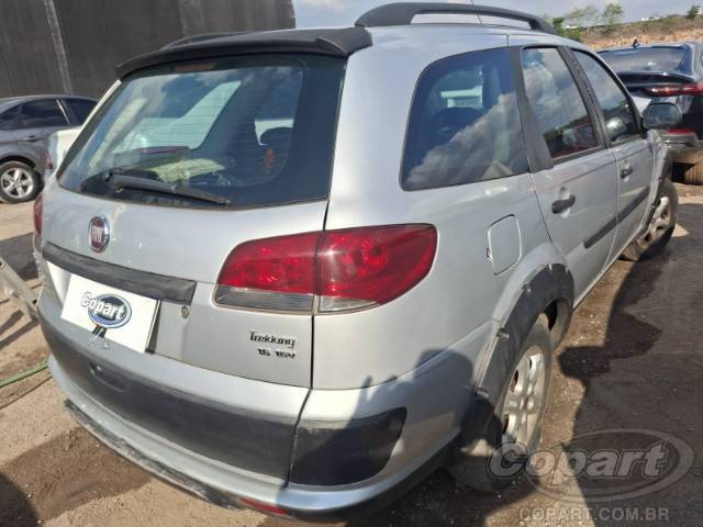 2014 FIAT PALIO WEEKEND 