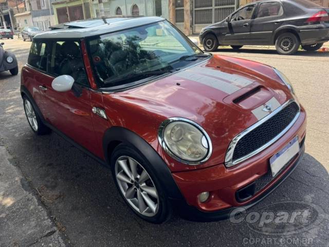 2011 MINI COOPER 