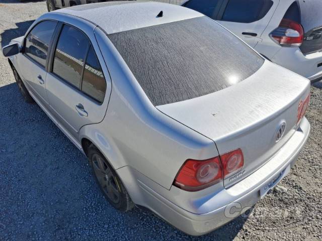 2011 VOLKSWAGEN BORA 