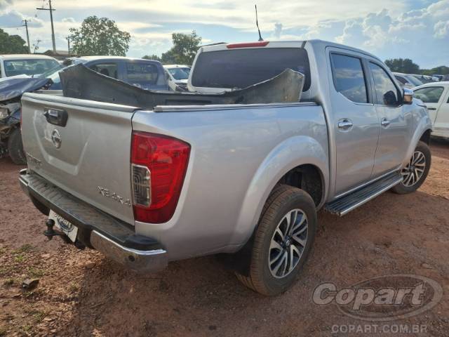 2020 NISSAN FRONTIER CD 