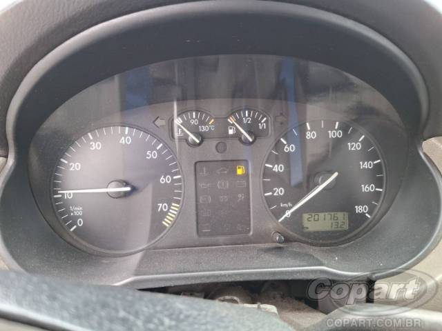2001 VOLKSWAGEN GOL 