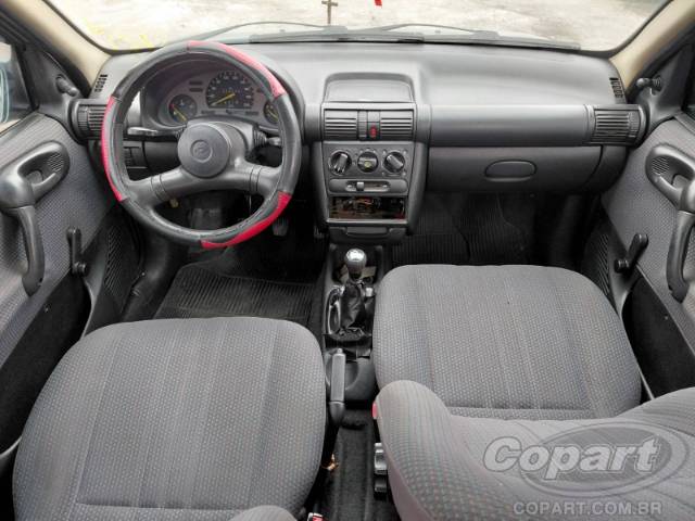 1999 CHEVROLET CORSA SEDAN 