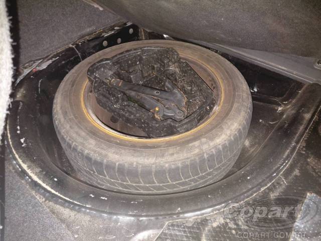 2002 VOLKSWAGEN GOLF 