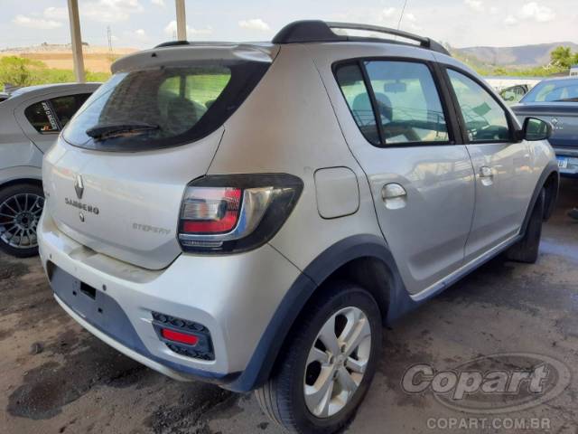 2015 RENAULT SANDERO 